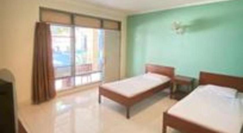 Alexander Hotel Tegal Ngoại thất bức ảnh